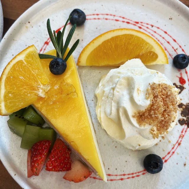 🍰🌻: Rolling Roasters