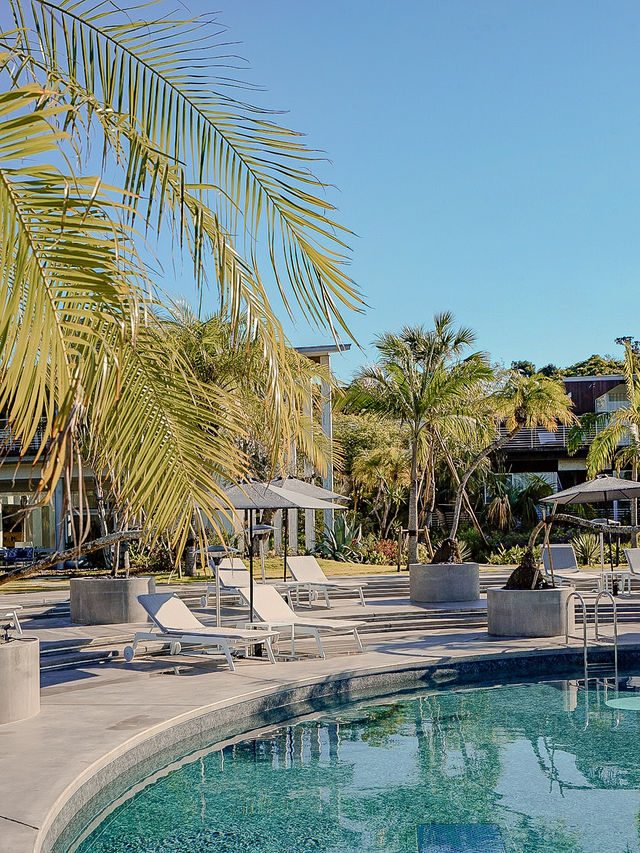 📍BOTANICAL POOL CLUB