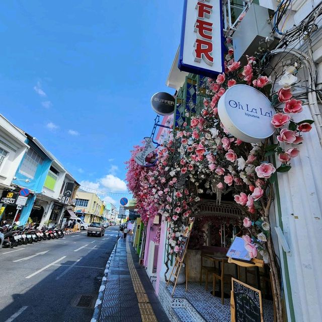 ลัดเลาะย่านเมืองเก่าภูเก็ต 