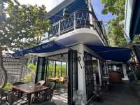 Breeze Cafe & Bistro