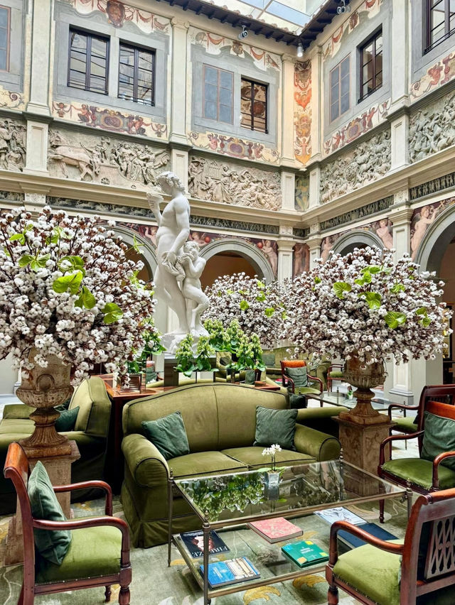 One of the beautiful hotel 🏨 