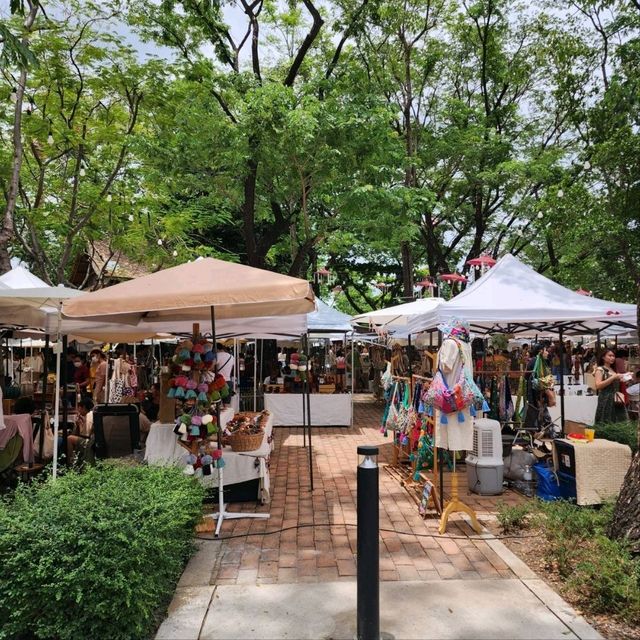 พิกัด ตลาดชุมชนตอนเช้าเชียงใหม่ - จริงใจมาร์เก็ต