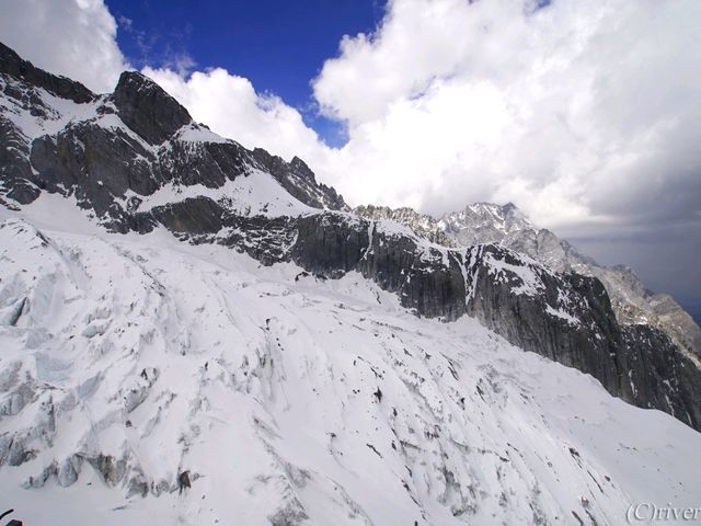 【中国】5Aランクの天空の白銀絶景！玉龍雪山