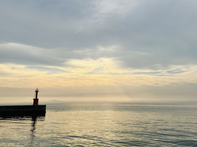 《淡路島》美しい夕日と海、芸術に触れる旅
