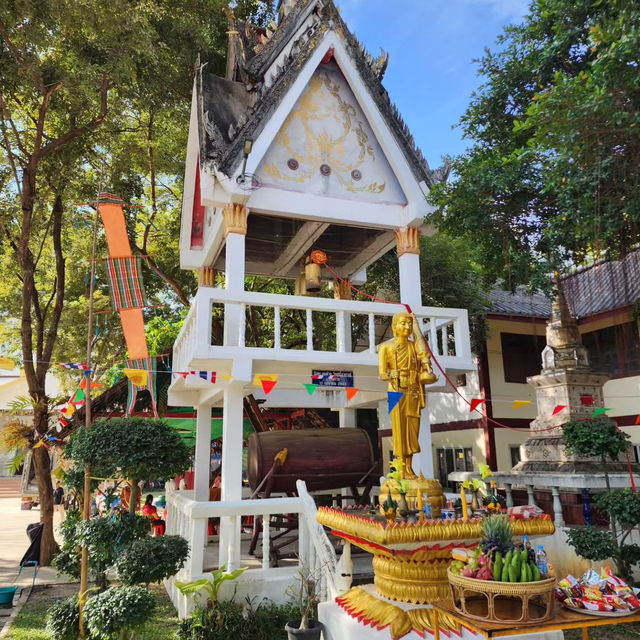 Tranquility and Tradition at Wat Nong Muang