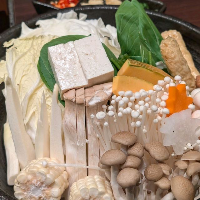 台北「晶華酒店 三燔本家」經典日式鍋物，龍蝦🦞肥牛共冶一爐