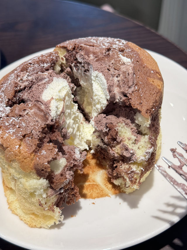 초코품은 부생카를 맛볼 수 있는,스타벅스 광주 염주점