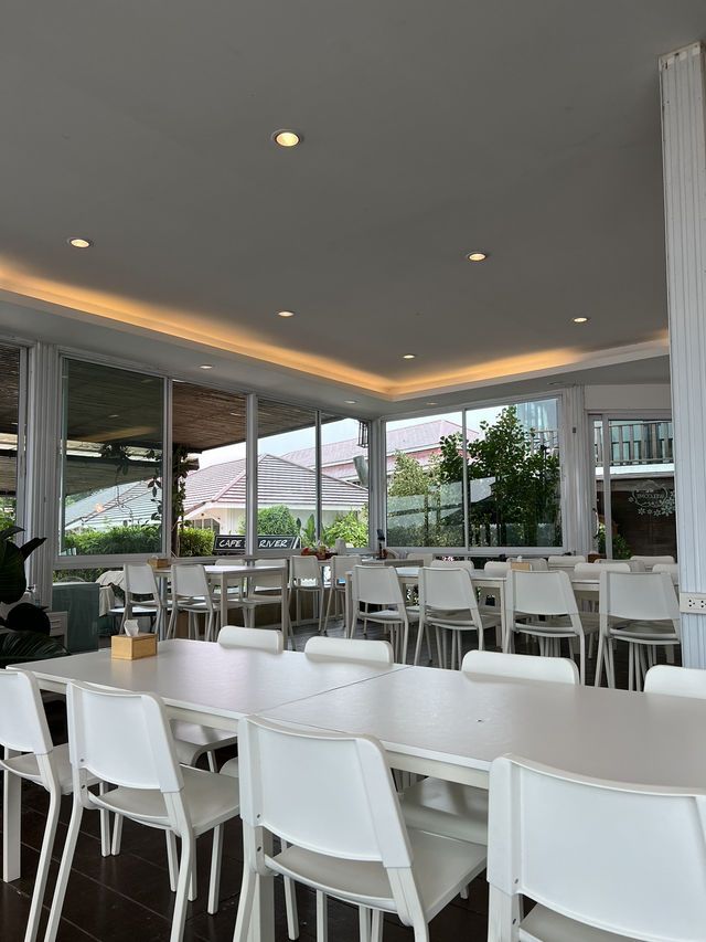 Cafe’ de river เชียงคาน