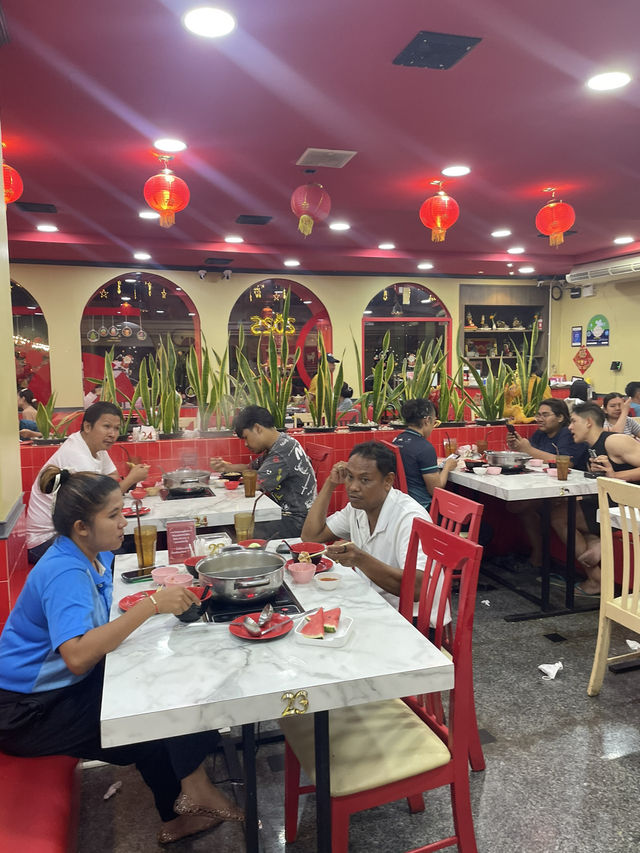 Shabu-shabu at Jinzi Shabu, Krabi