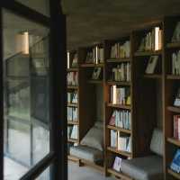 【千葉】地中にある神秘的な図書館