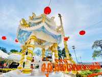 ตรุษจีนกราบขอพรเจ้าแม่กวนอิม เสริมมงคลชีวิต