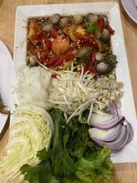 ไก่ยกครก ร้านอาหารอีสานชื่อดังในโซเชียล