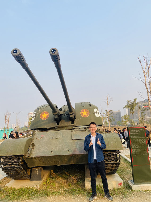 Let’s fight & unite to free from colonial life 🇻🇳