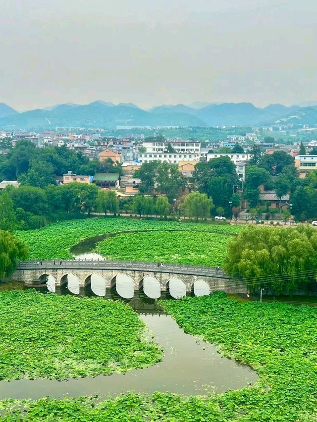 Uncover the Historical Charm of Dihua Ancient Town