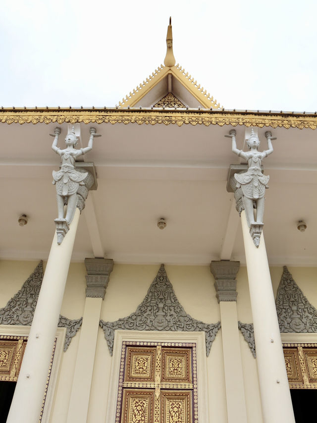 A Family Adventure – Exploring the Royal Palace of Cambodia with Kid