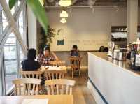 Cozy Breakfast Spot: AKOMEYA TOKYO in la kagū