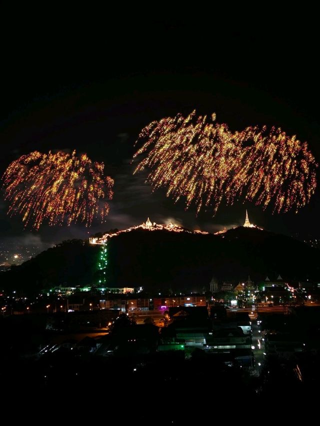 งานประจำปีจังหวัดเพชรบุรี พระนครคีรี 2568