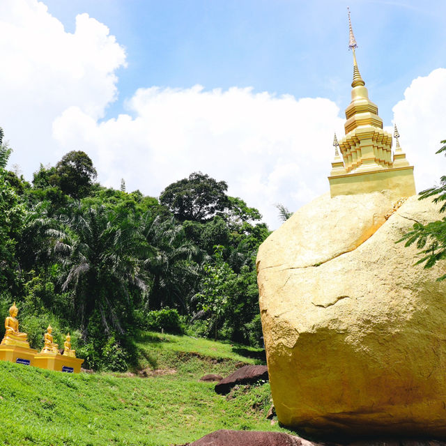 พระธาตุหินนิลเปา
