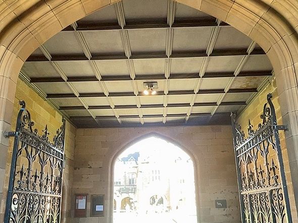 Sydney에 가면 꼭 들러야 할 아름다운 캠퍼스 University of Sydn할