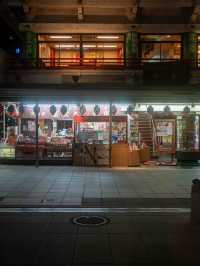 浅草の夜景 – 下町と光のコントラスト
