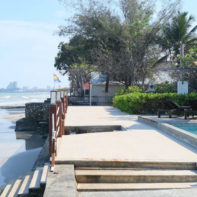 De Chaochom Hua Hin Pool Villa ติดชายหาดหัวหิน