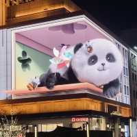 北京王府井步行街，傳統糕餅到霜淇淋一次滿足！