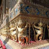 玉佛寺（Wat Phra Kaew）