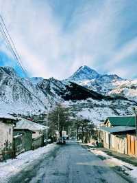 格魯吉亞著名景點卡茲別克旅行攻略，適合打卡拍照