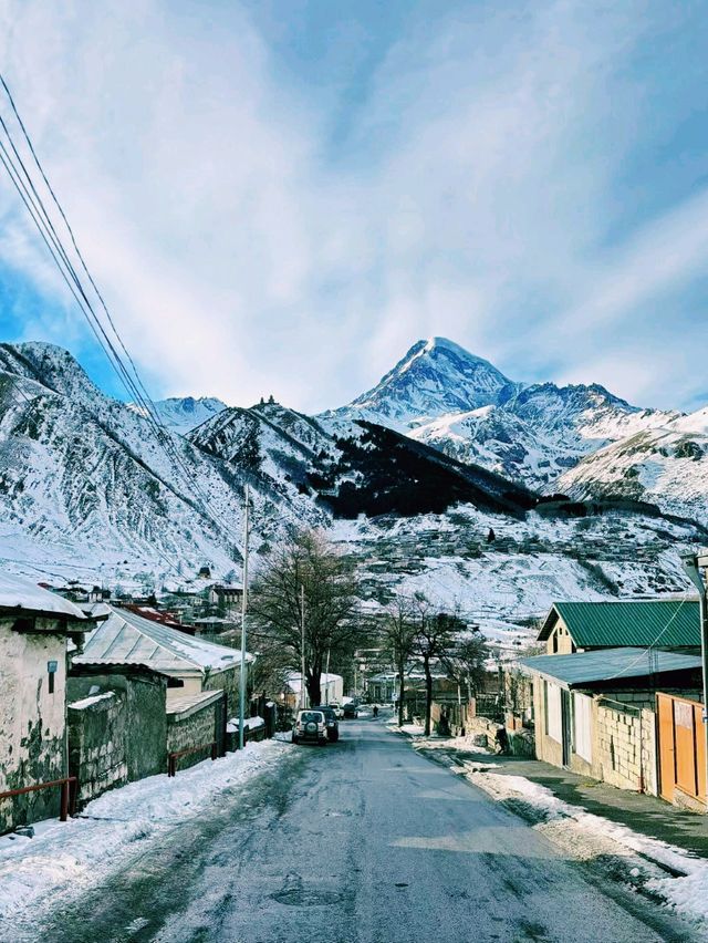 格魯吉亞著名景點卡茲別克旅行攻略，適合打卡拍照