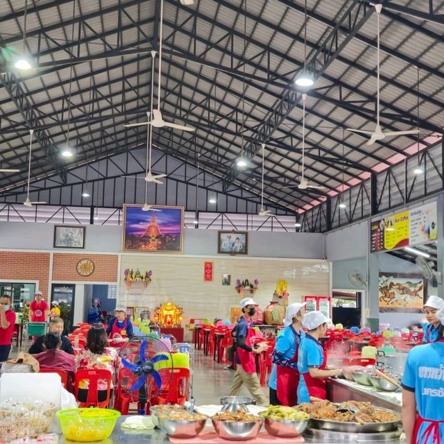 ร้านข้าวขาหมู ในตำนานของนครปฐม