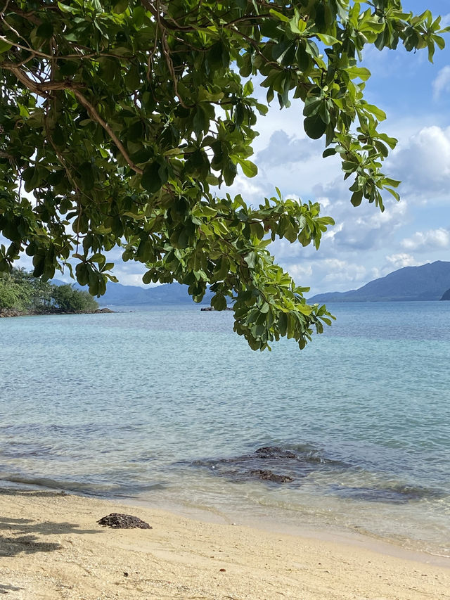 วิวสวยน้ำทะเลใส ที่ เกาะหวาย พาราไดซ์ จ.ตราด