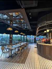Everywhere Lobster Club— lobster-centric dishes