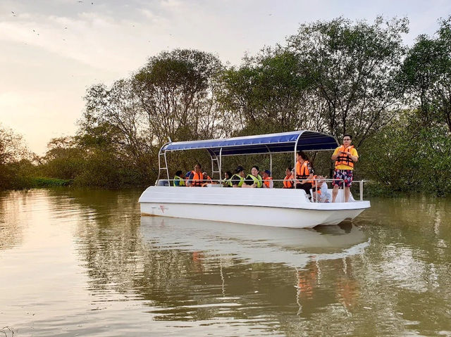 🚤🌅 Teluk Intan River Cruise Review: A Hidden Gem in Perak!