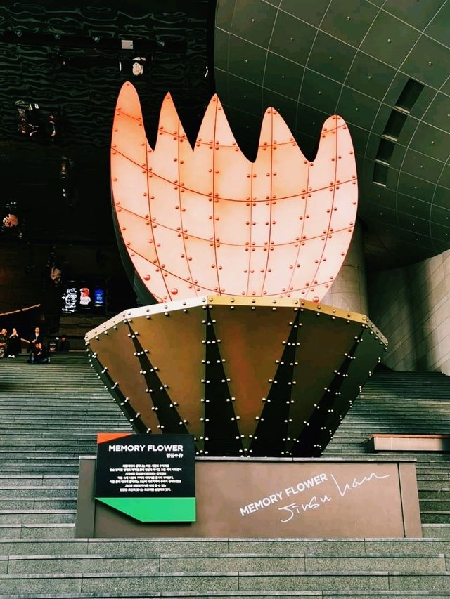 Seoul's Shopper's Paradise: Dive into Yongsan I'Park Mall!