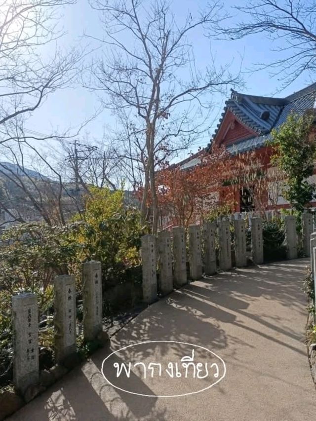 Fukuoka เที่ยววัดนันโซอิน (Nanzoin Temple)