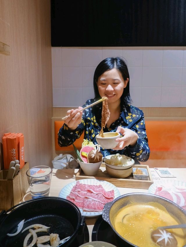 靚靚和牛配海膽湯底涮涮鍋