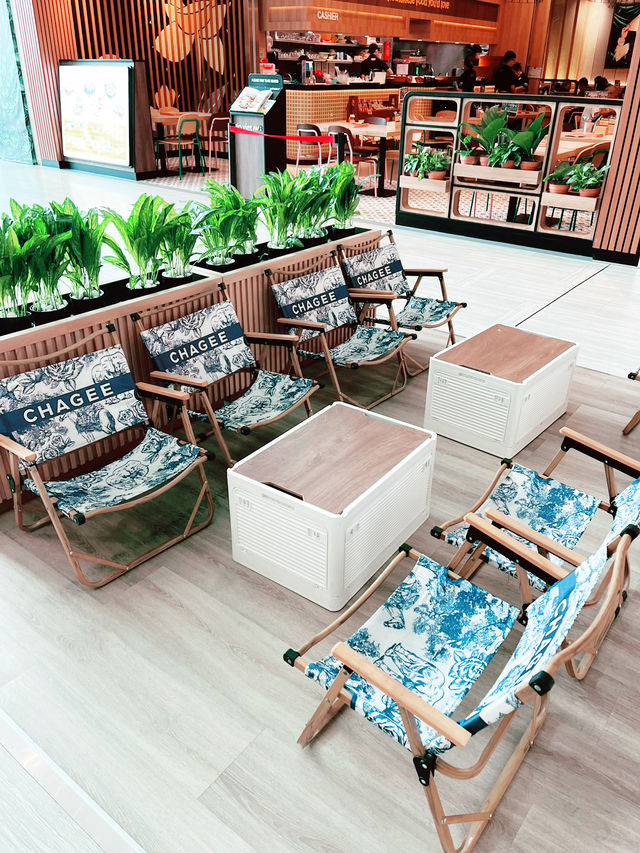 Chagee: The Perfect Spot for Tea, Friends, and Family 