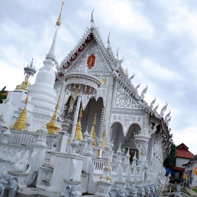 ไหว้พระเก้าวัด วัดเชียงราย ลำปาง