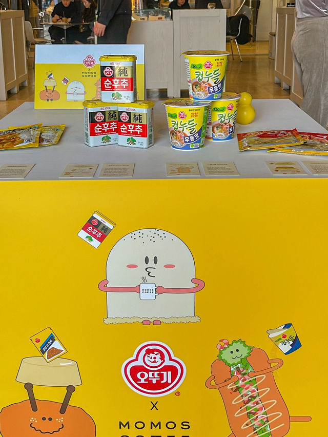 영도 항구를 한 눈에 담는 카페