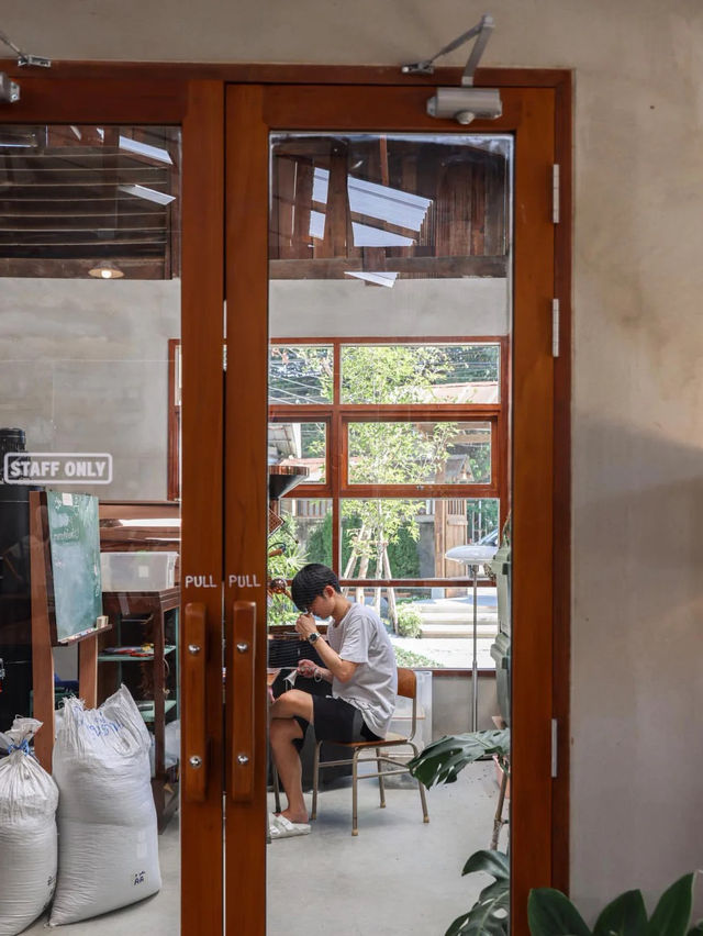 🇹🇭清邁咖啡探店｜School Coffee