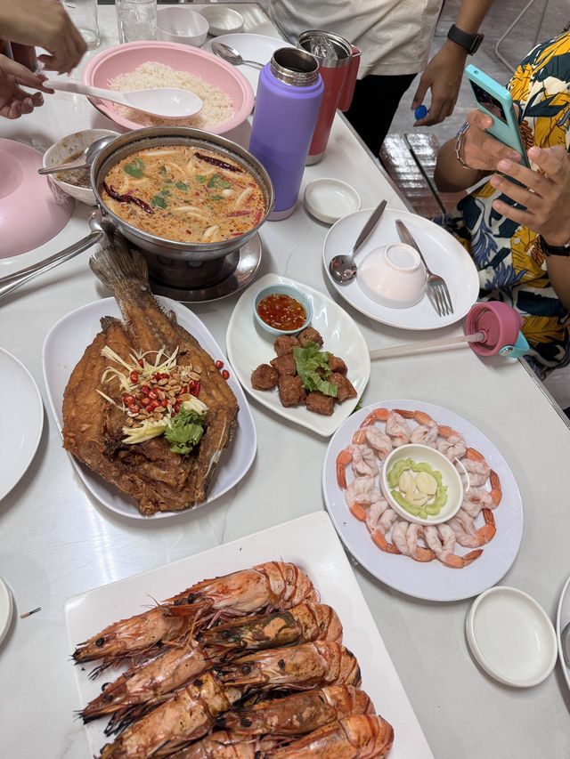 กินปูดูเหยี่ยว 1,554 อาหาร3มื้อ @ปลายตะวันโฮมสเตย์