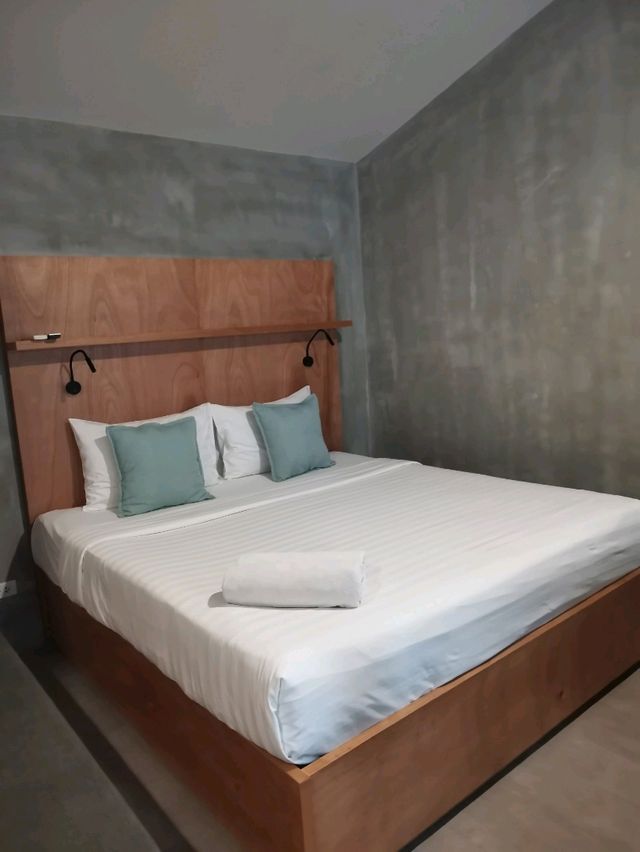 Escape Beach Resort เกาะสมุย
