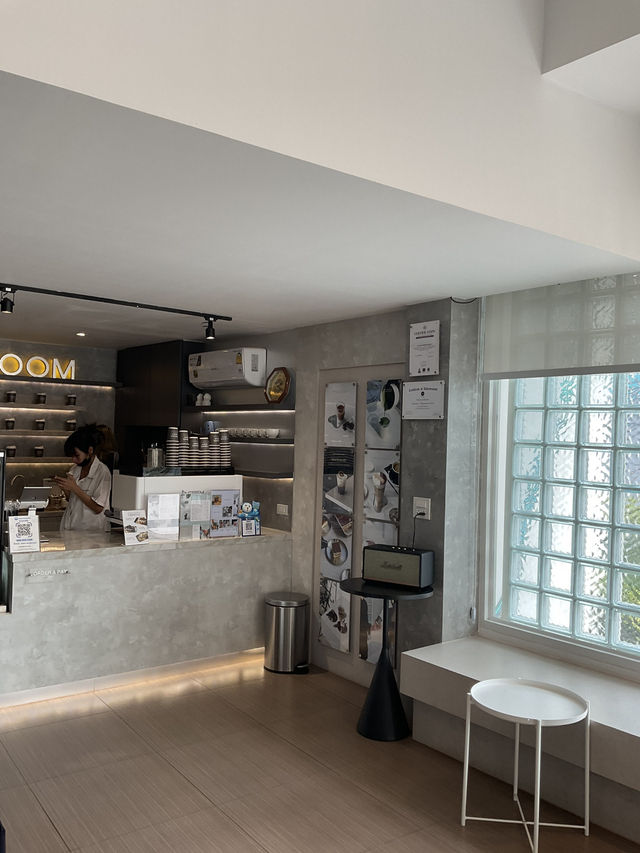 คาเฟ่ CORNERROOM.CAFE