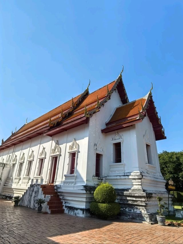 พระที่นั่งจันทรพิศาล ในพระนารายณ์ราชนิเวศน์ 