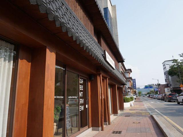 도심속 제주도 분위기 감성 카페 인터뷰 추천