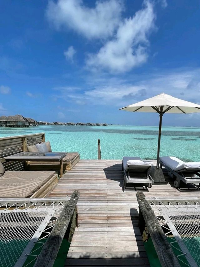 🌺 Gili Lankanfushi Maldives – A Whisper of Heaven Over Water 🌊✨