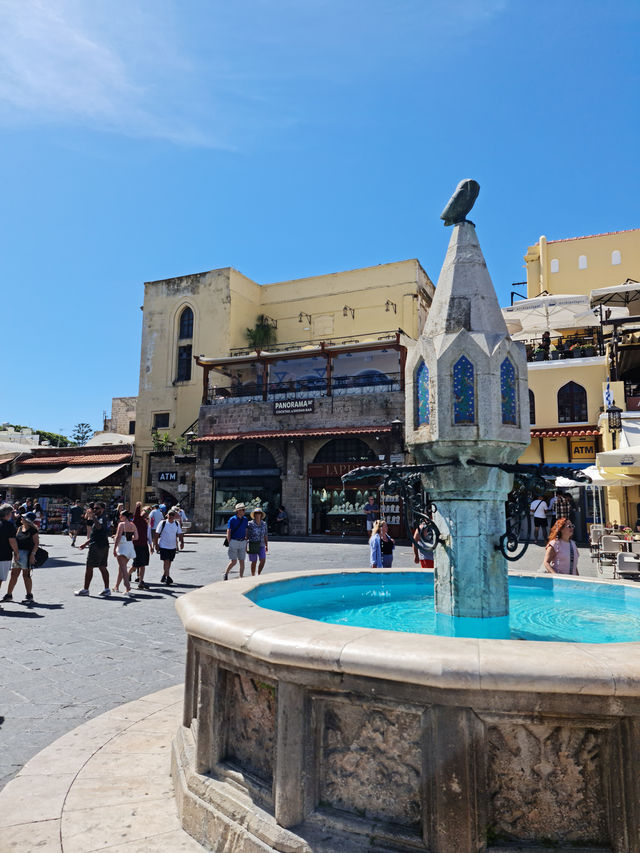The biggest Greek Island but less famous than others