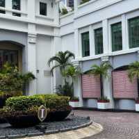 🇸🇬🏨 InterContinental Singapore: Elegant White Retro Charm in the City Center