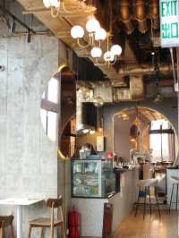 水泥風打卡Cafe ☕📷 上環Ellipsis 型格之選