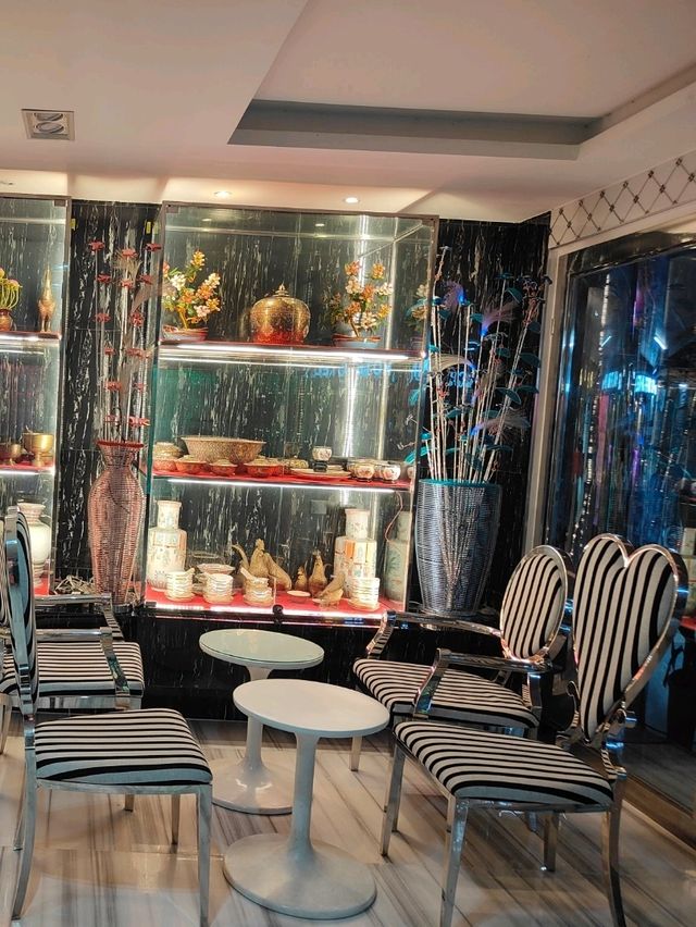 Top High Airport Link Hotel